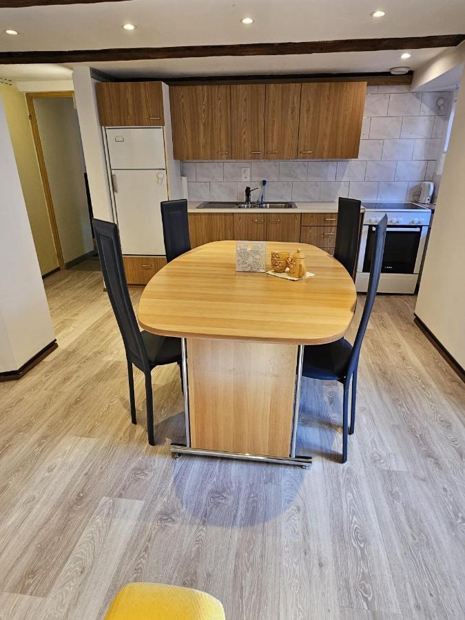 Apartamento Airolo With Private Parking Exterior foto
