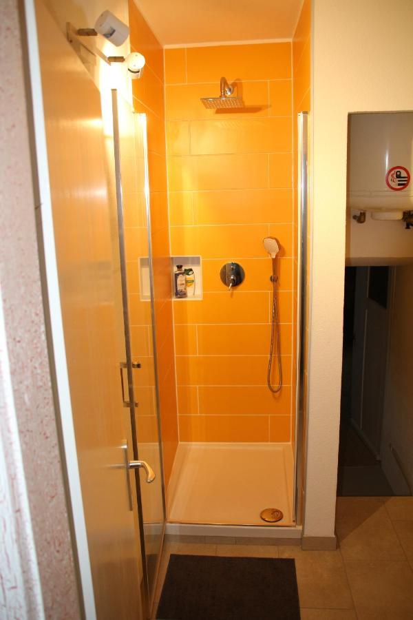 Apartamento Airolo With Private Parking Exterior foto