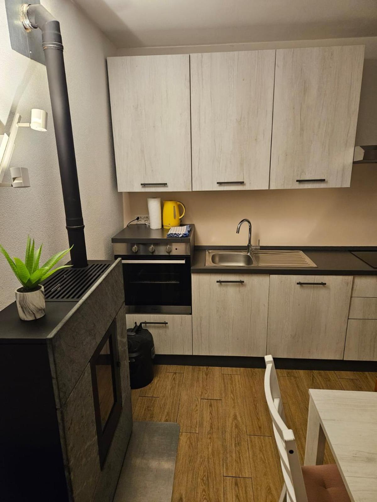 Apartamento Airolo With Private Parking Exterior foto